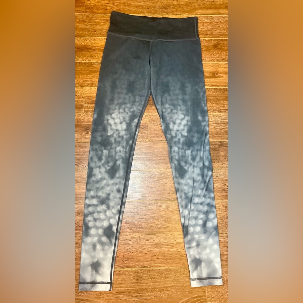 Lululemon tights